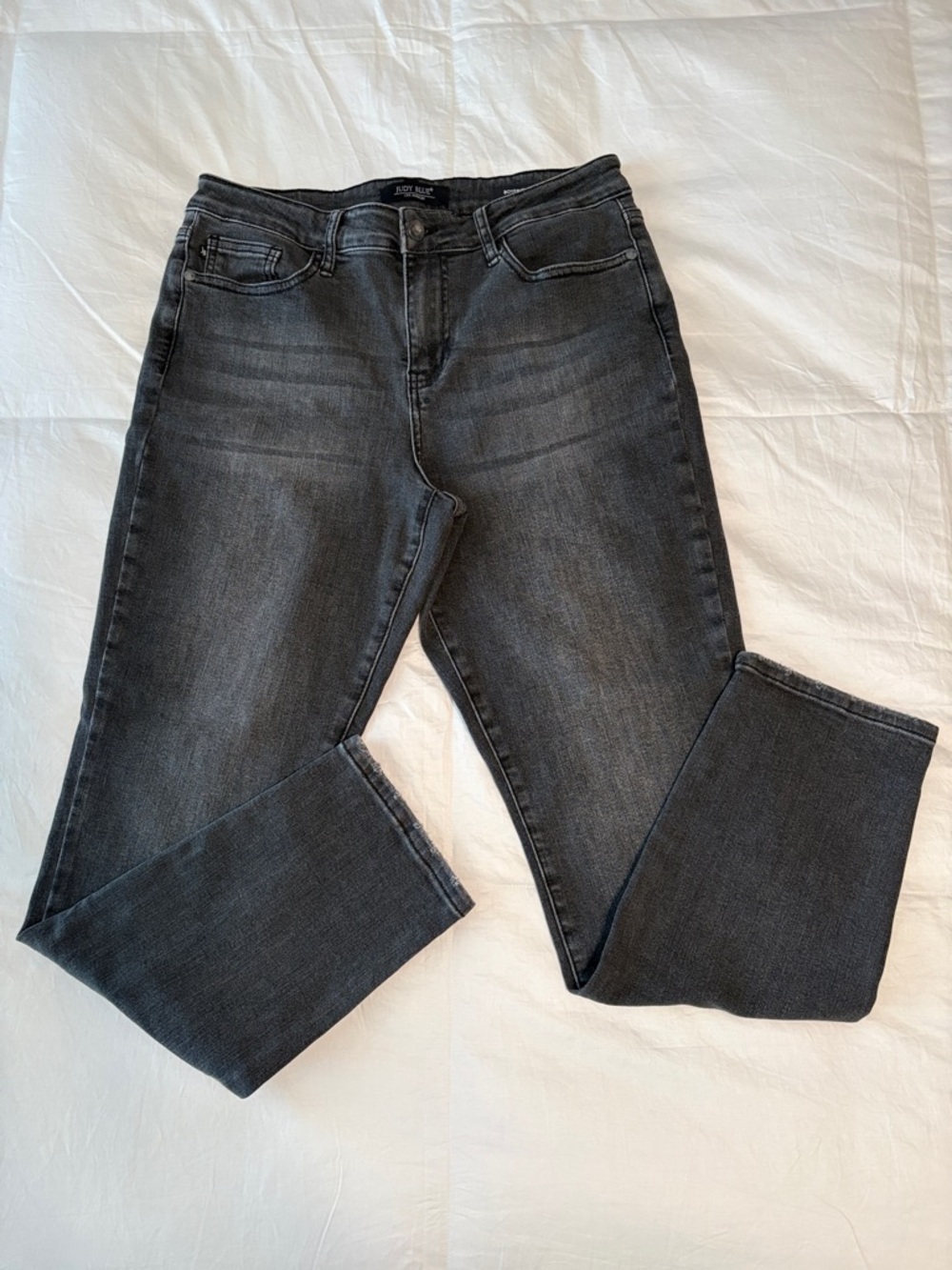Judy Blue Charcoal Washed Boyfriend Jeans Size 9/29 Gray Distressed High Stretch
